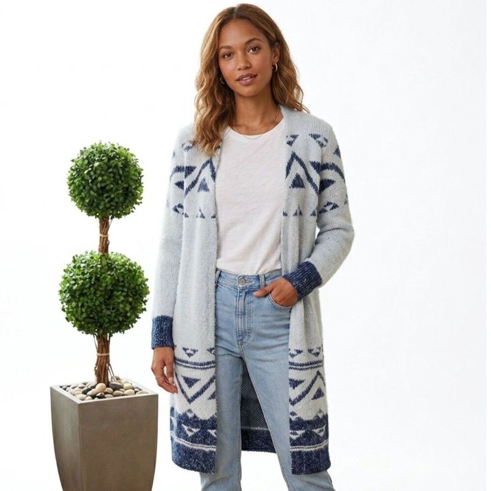 ANA Gray & Blue Print Fuzzy Fluffy Comfy Long Sleeve Open Front Cardigan M NEW